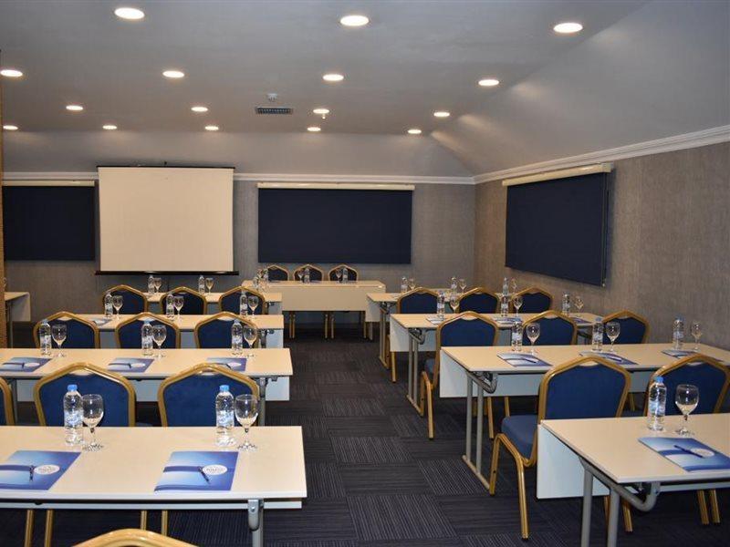 Rhiss Bostanci Istanbul
