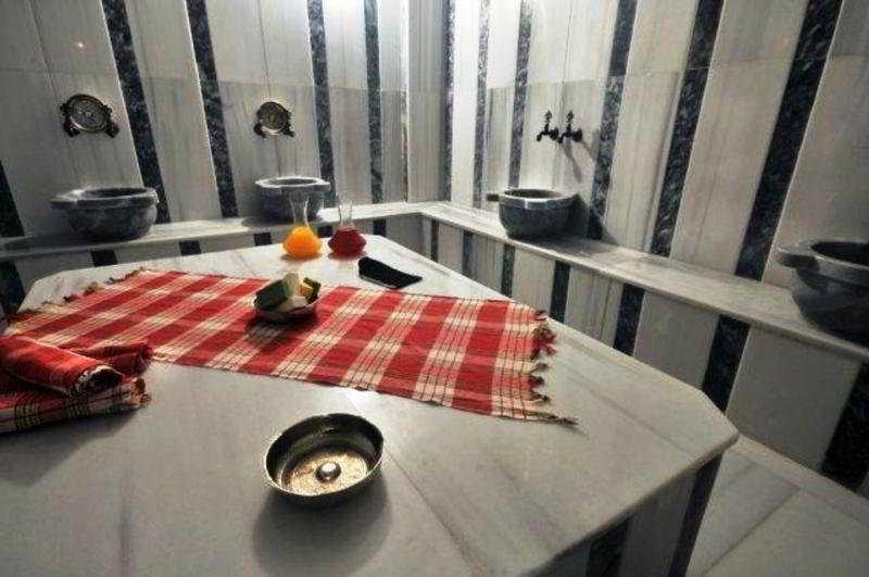 Rhiss Bostanci Hotel 3*