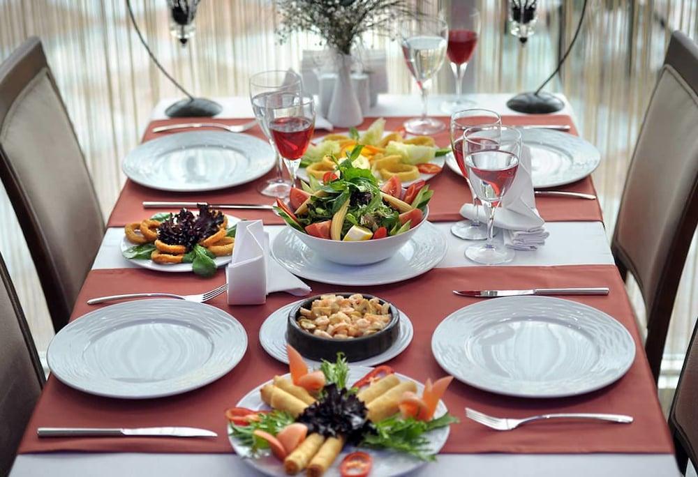 Rhiss Bostanci 4* Стамбул